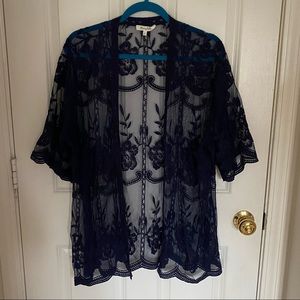 ✨Donating Soon✨ Navy blue lace floral cardigan